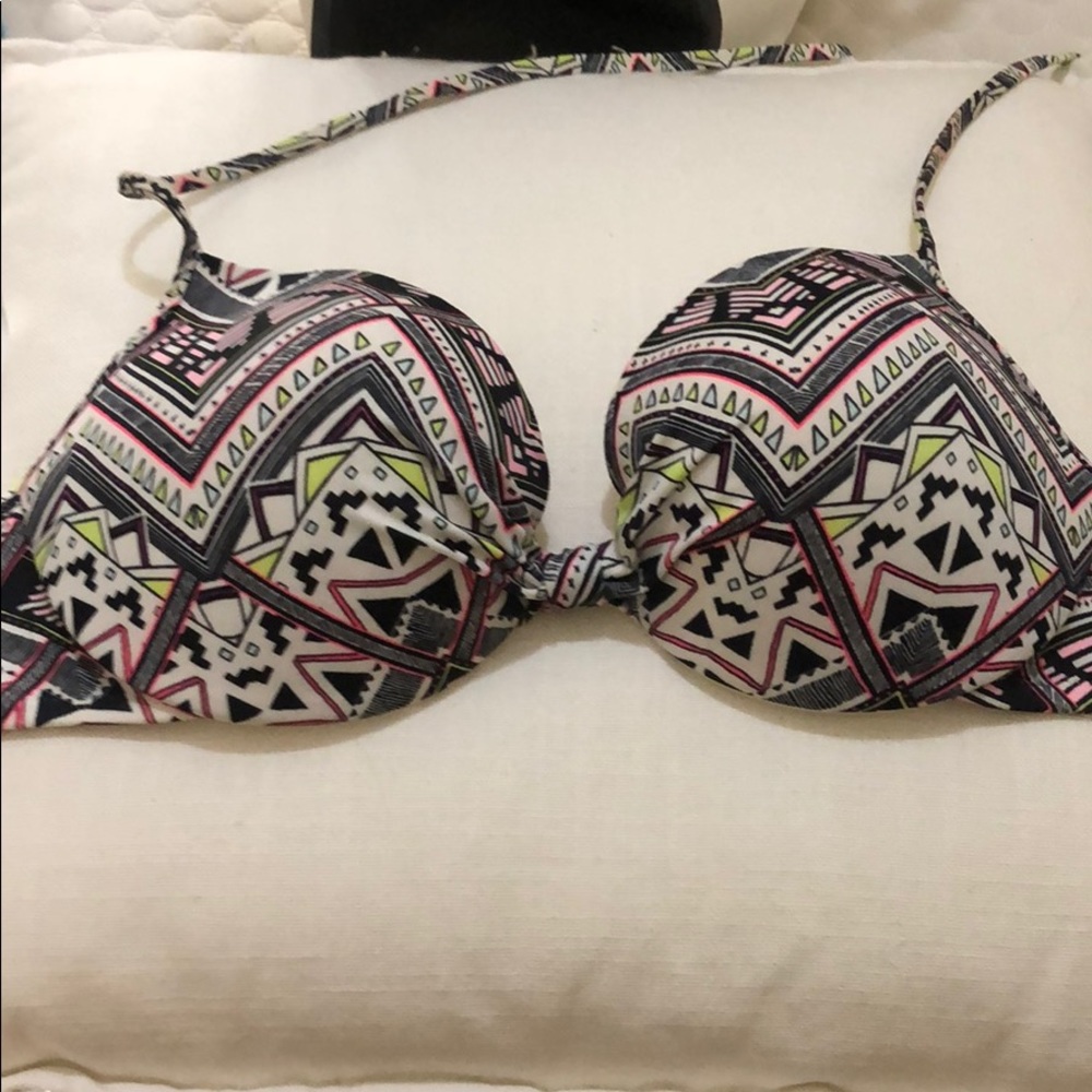 Pink bikini top